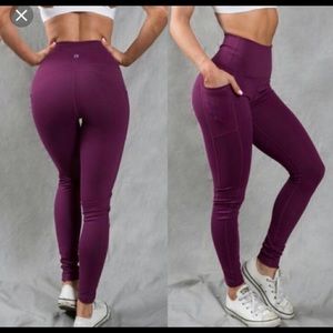 Buff Bunny Luna Leggings in Açaí